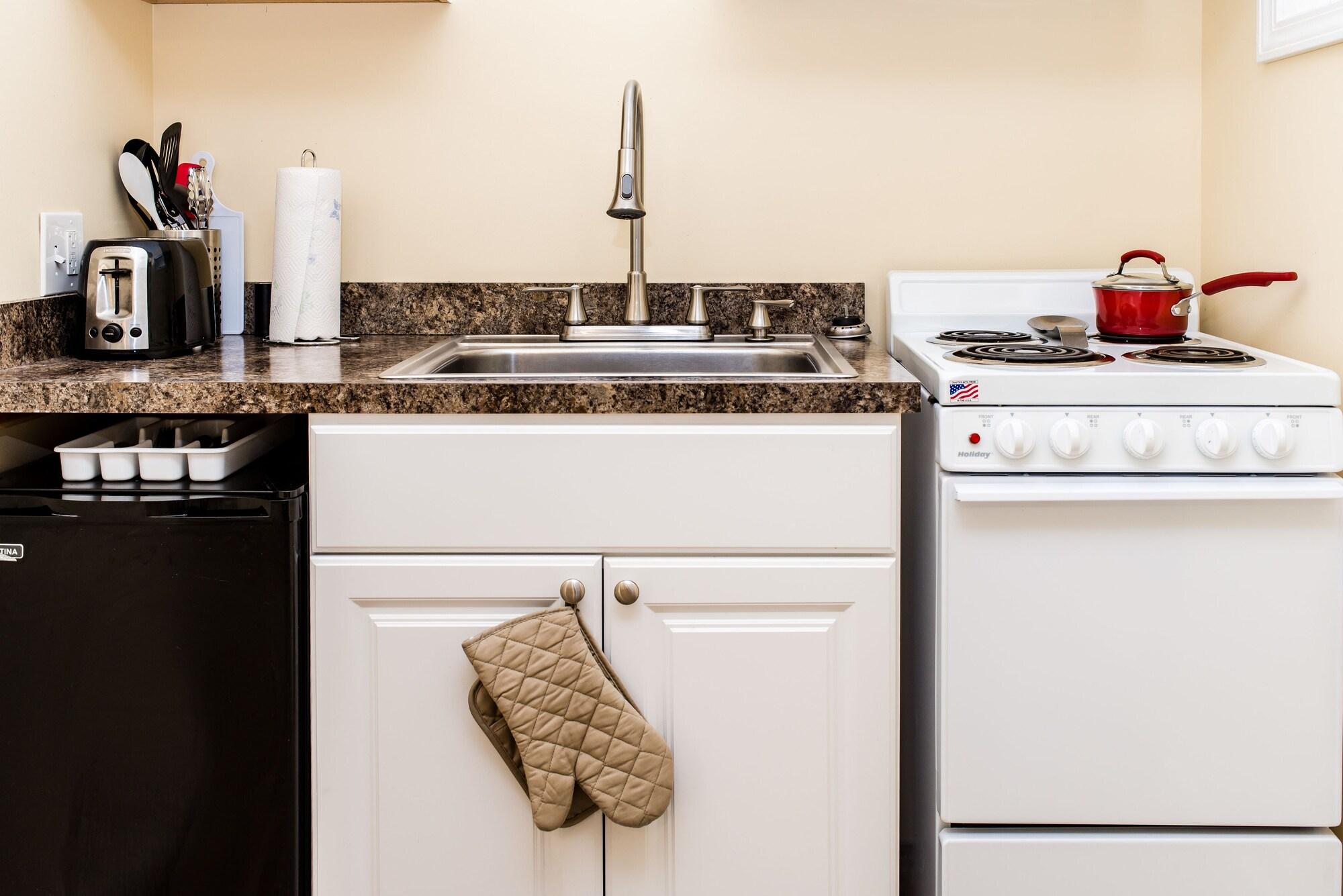 Фото Capt. 's Inn & Suites