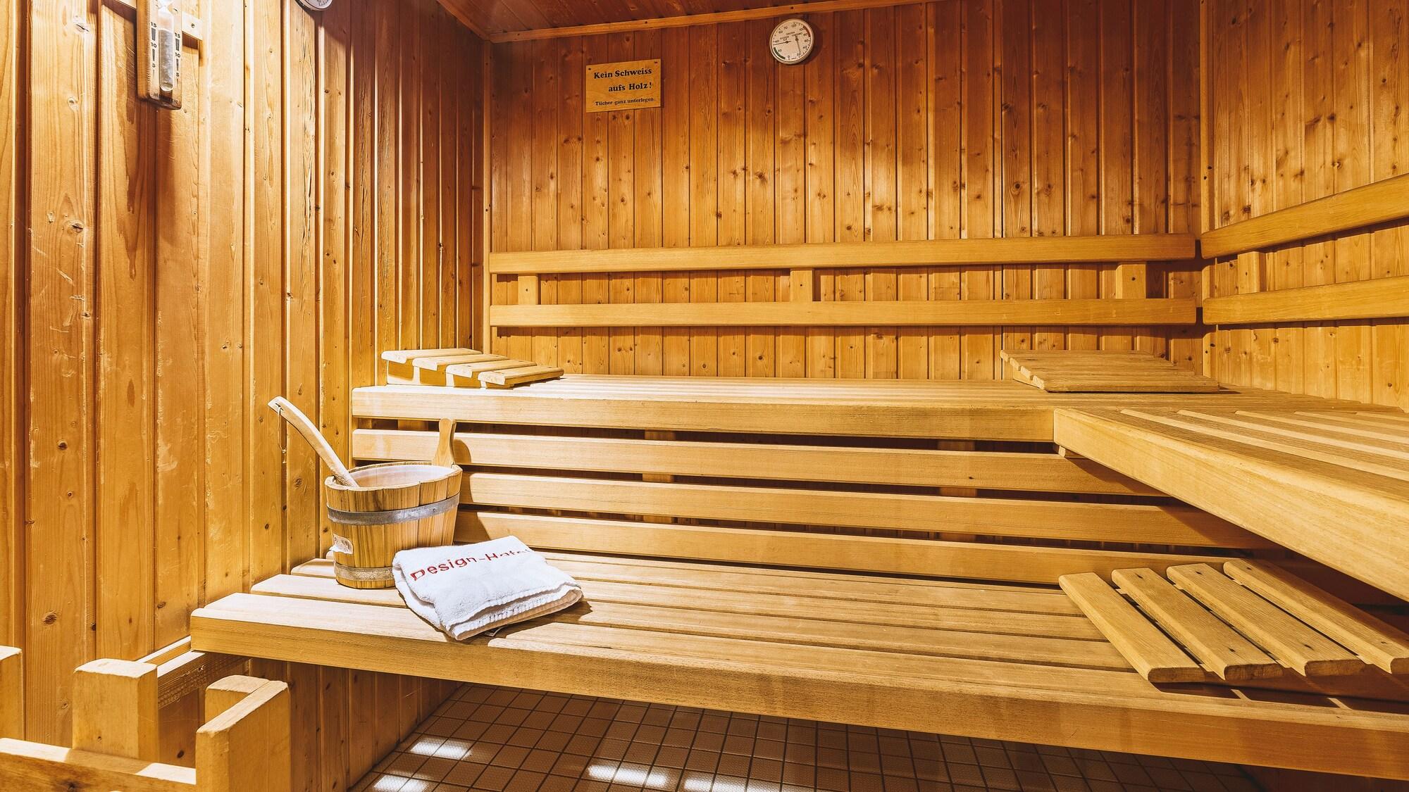 Фото Design Hotel Euskirchen