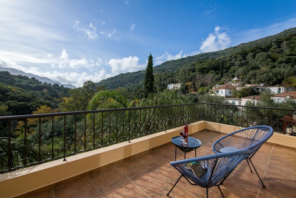 Фото Serenity River Villa