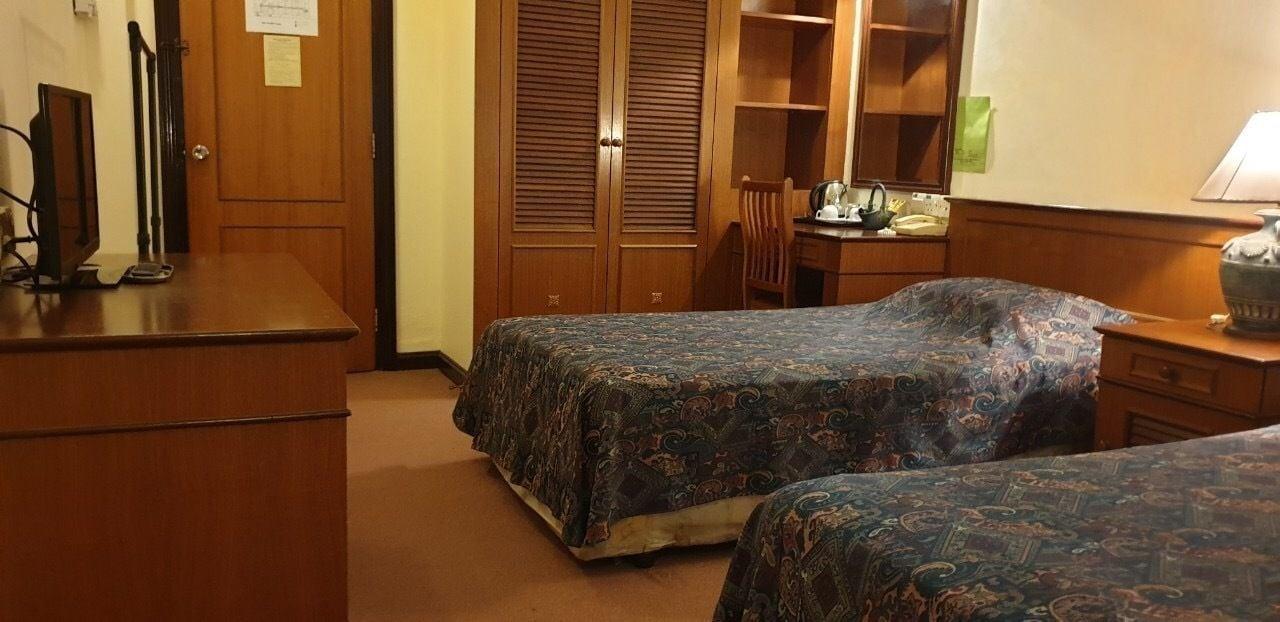 Фото South East Asia Hotel