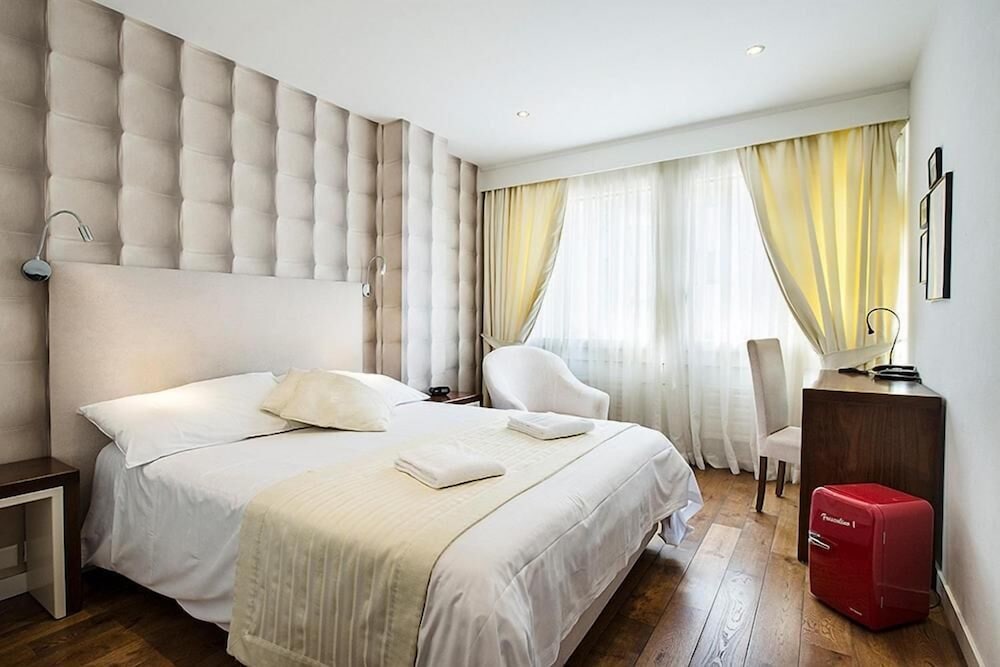 Фото Hotel Alpha