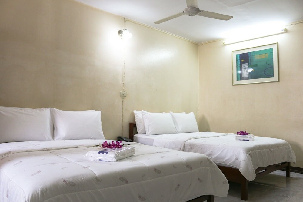 Фото Nakorn Ping Hotel 