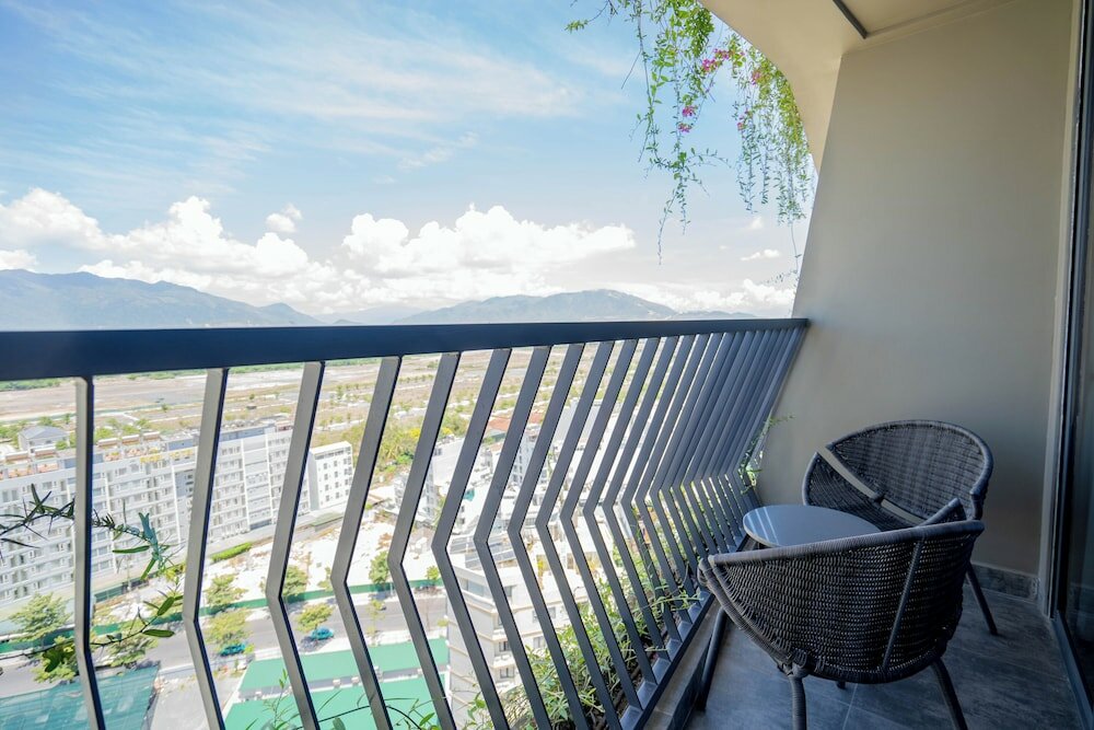 Фото The Signature Hotel Nha Trang