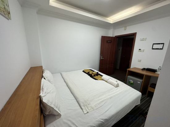 Фото City Central Inn