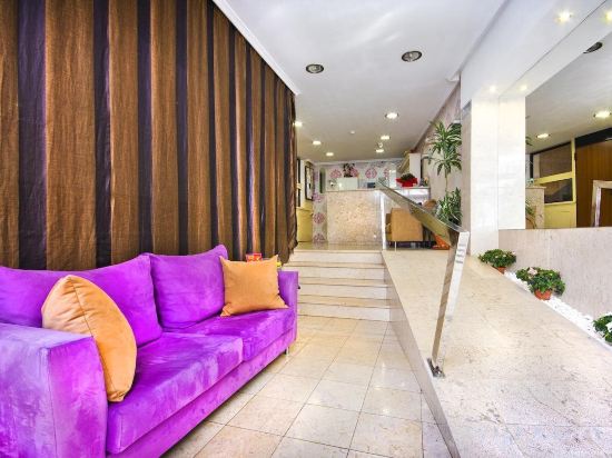 Фото Residencial Colombo