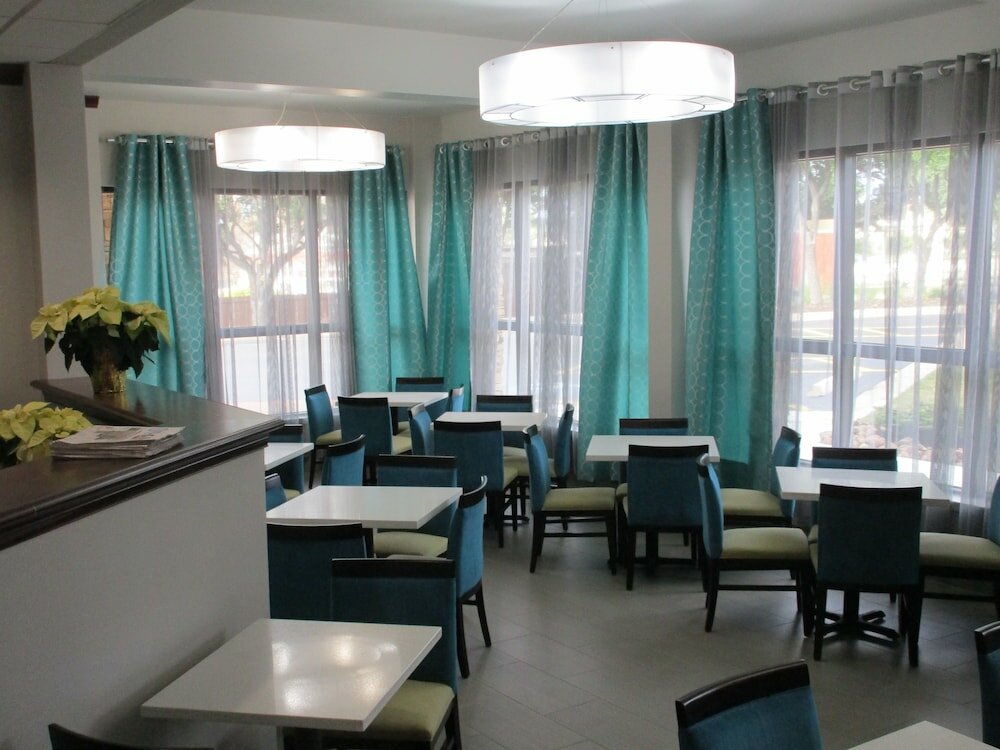 Фото Clarion Pointe