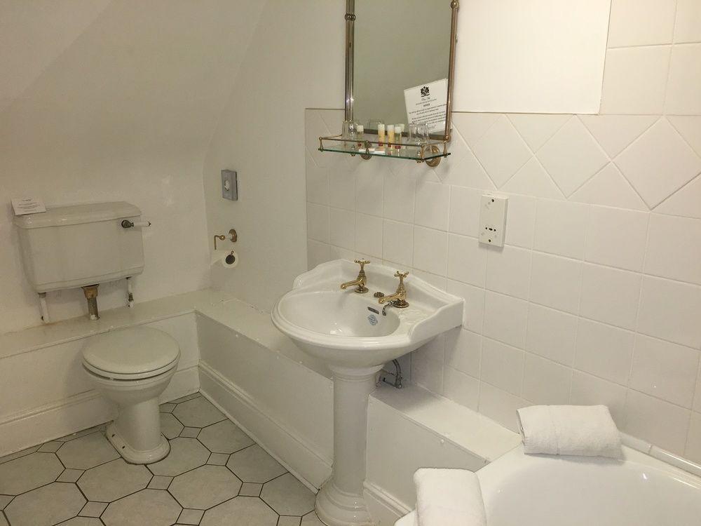 Фото Risley Hall Hotel