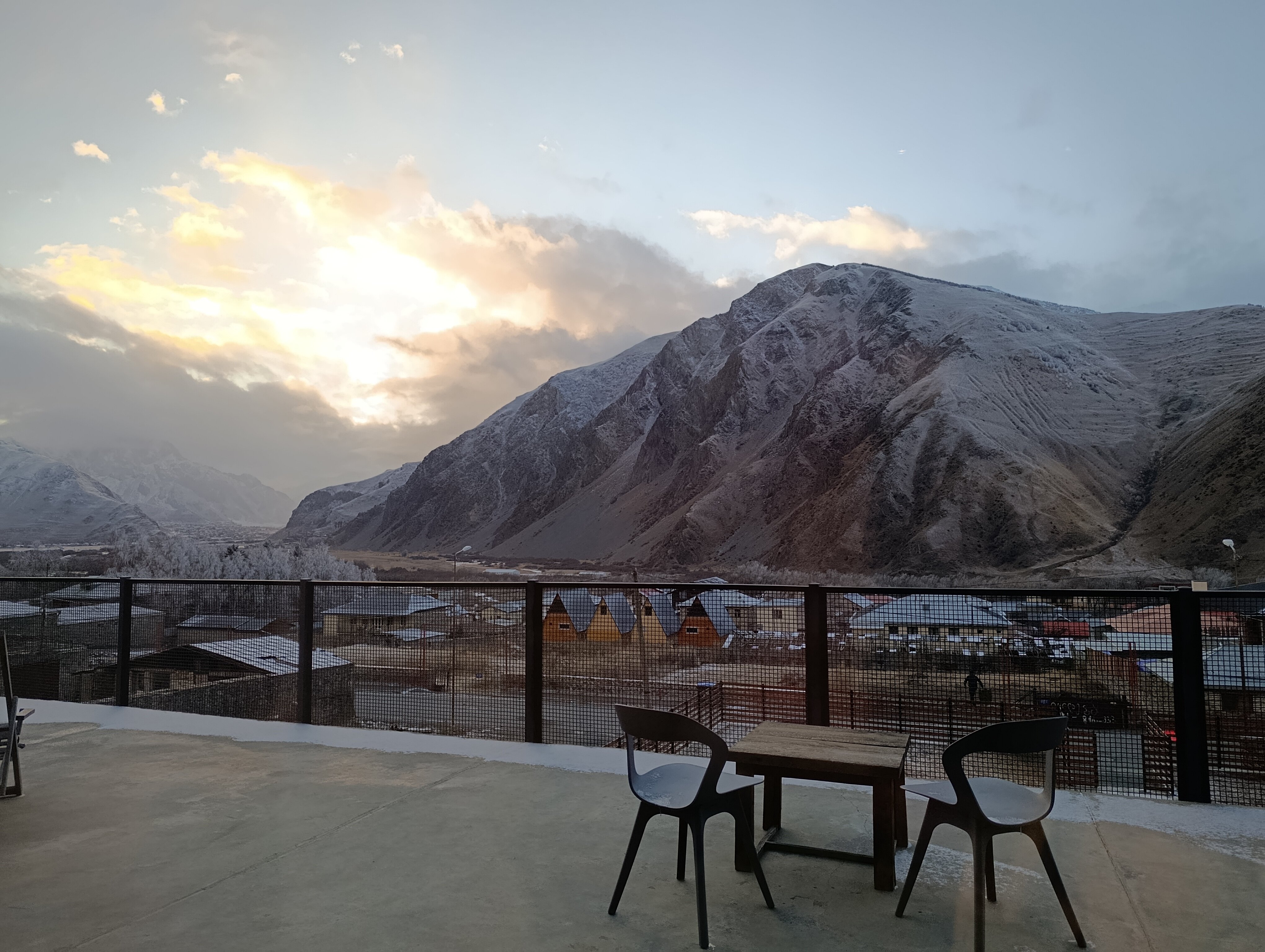 Фото Hotel Misty Mountain