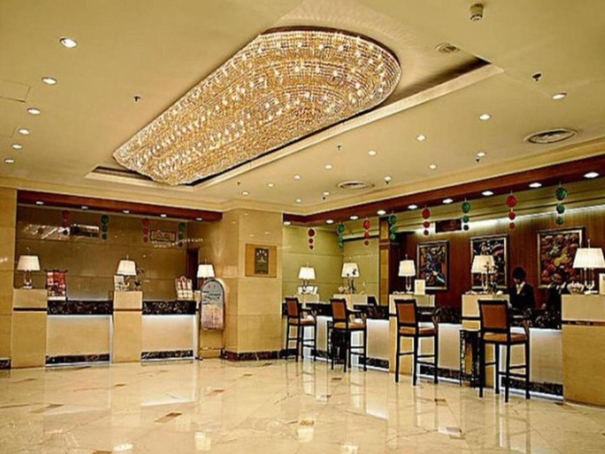 Фото Guangzhou Hotel