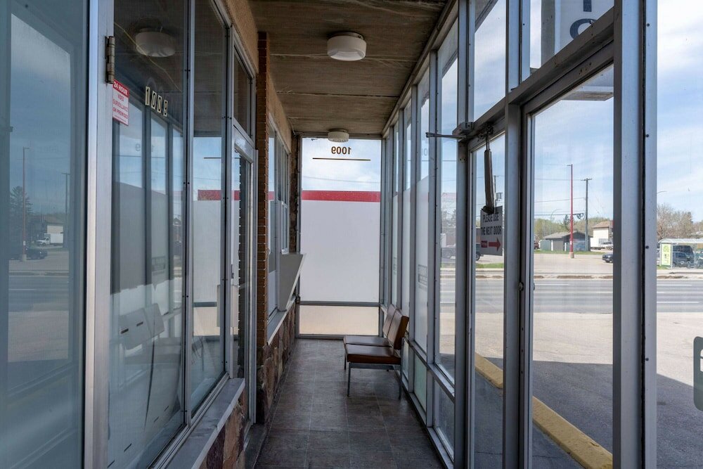 Фото Thriftlodge by Wyndham Regina North