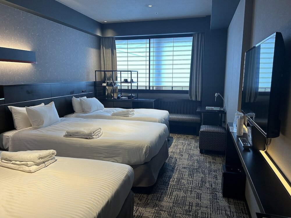 Фото Keihan Kyoto Hachijoguchi