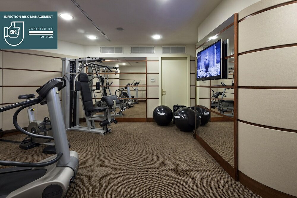 Фото UNAHOTELS Cusani Milano