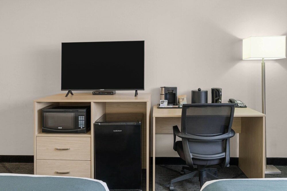 Фото Sternwheeler Hotel and Conference Centre