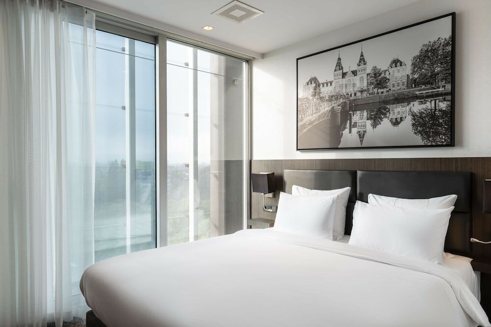 Фото Radisson Hotel & Suites Amsterdam South