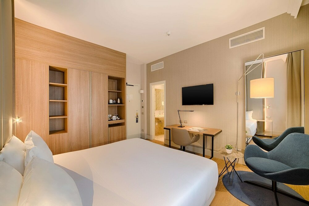 Фото Nh Bologna de la Gare