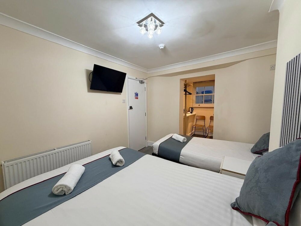 Фото King's Cross Hotel