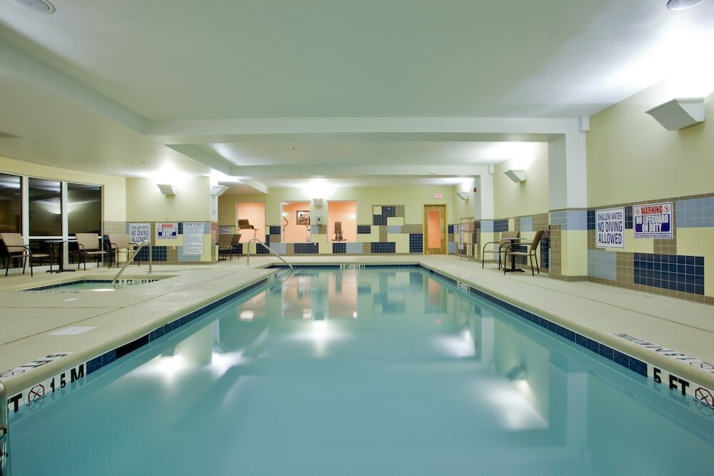 Фото Holiday Inn Express Hotel & Suites Raleigh Sw Nc State, an Ihg Hotel