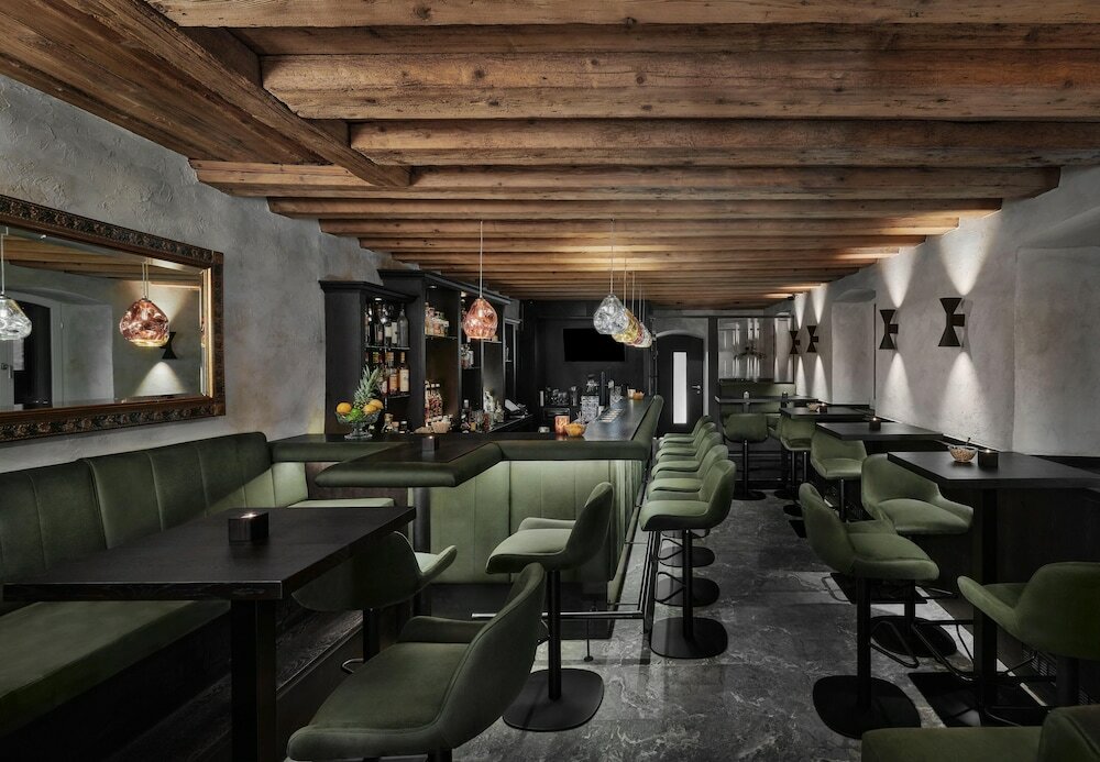 Фото Hotel Schwarzer Adler