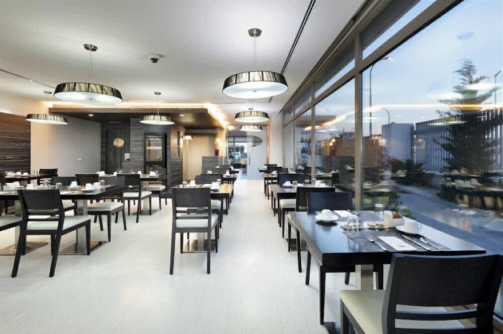 Фото Hotel Eurostars Arenas de Pinto