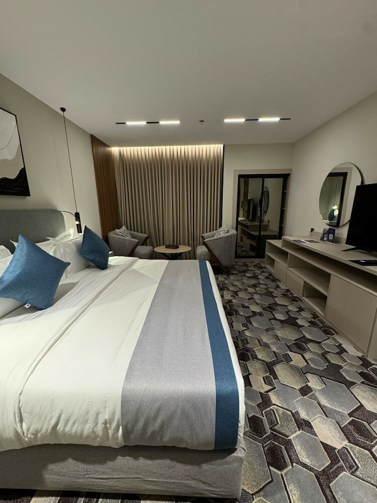 Фото Continent Hotel Al Waha Riyadh