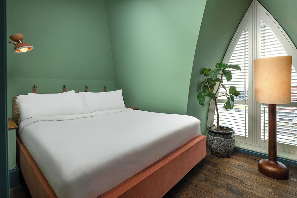 Фото The July - Boat & Co