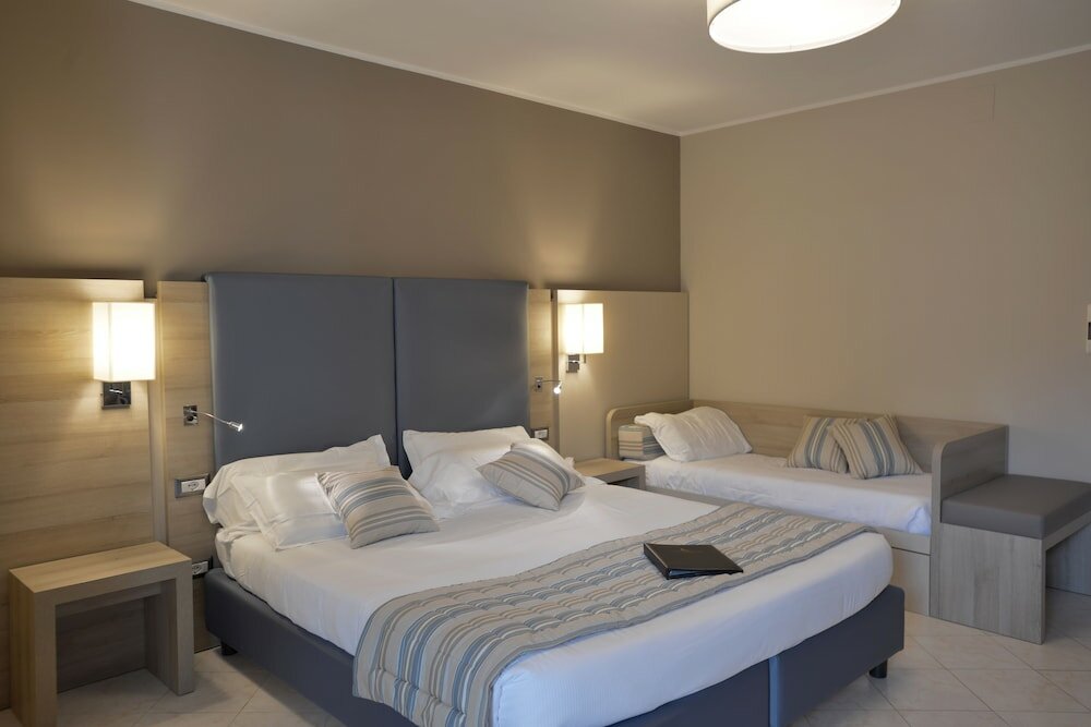 Фото Alma Di Alghero Hotel