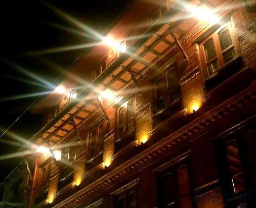 Фото Temple House