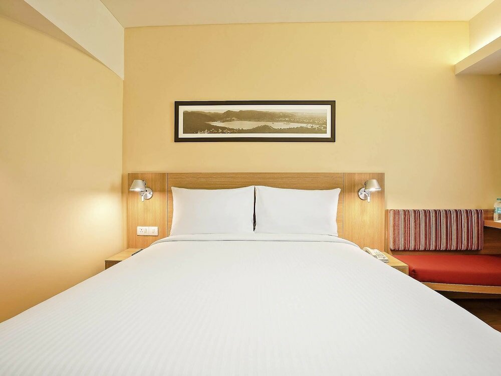Фото Ibis Nashik Hotel