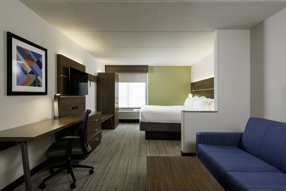 Фото Holiday Inn Express Charlotte Belmont Airport, an Ihg Hotel