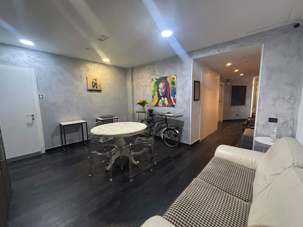 Фото Borgo Pio Suites Inn