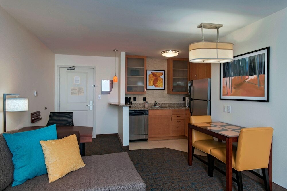 Фото Residence Inn Bryan College Station