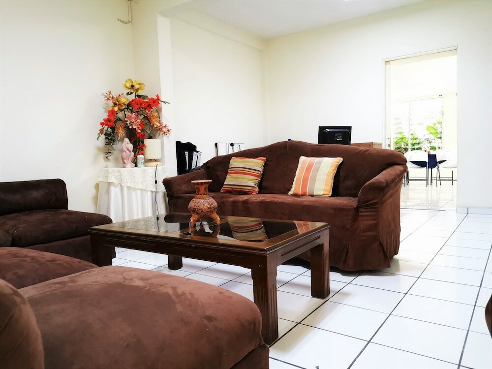 Фото Hotel Armonía Hostal