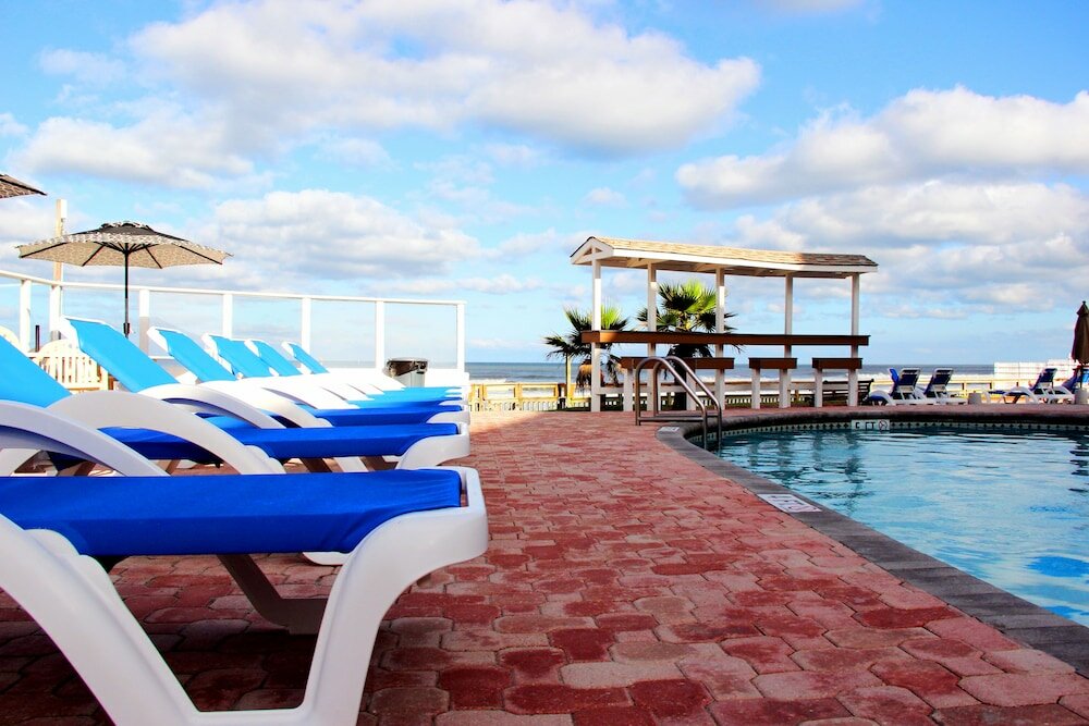 Фото Cove Motel Oceanfront