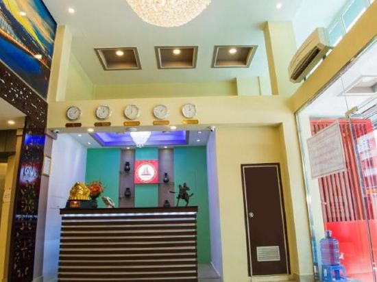 Фото Golden Gate China Town Hotel