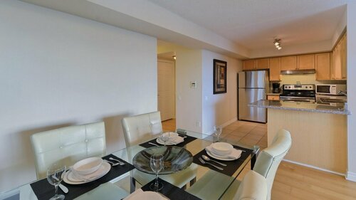 Гостиница DelSuites Forest Vista в Скарборо