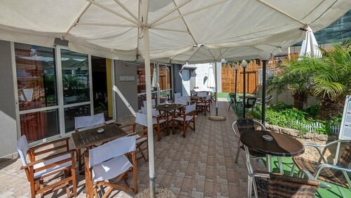 Внешний вид отеля Marine Congo Hotel в Муниципальной единице Родосе, фото 5