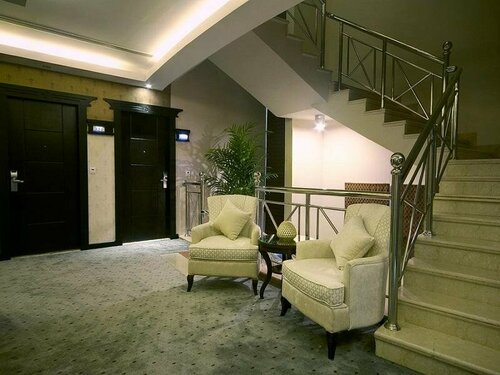 Гостиница Sanam Hotel Suites в Хафаре-эле-Батине