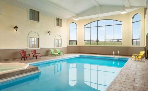 Гостиница Days Inn by Wyndham Swift Current в Свифт-Керренте