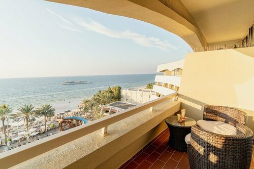 Гостиница Occidental Sharjah Grand в Шардже