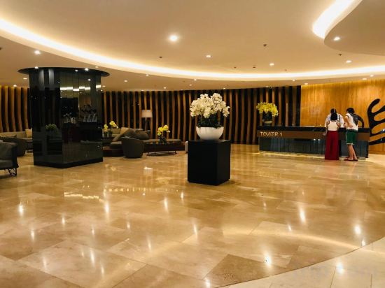 Фото Homefort at Shore 1 Residences