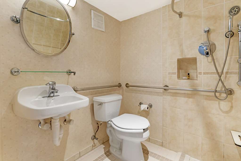 Фото Best Western Plus Grosvenor Airport Hotel