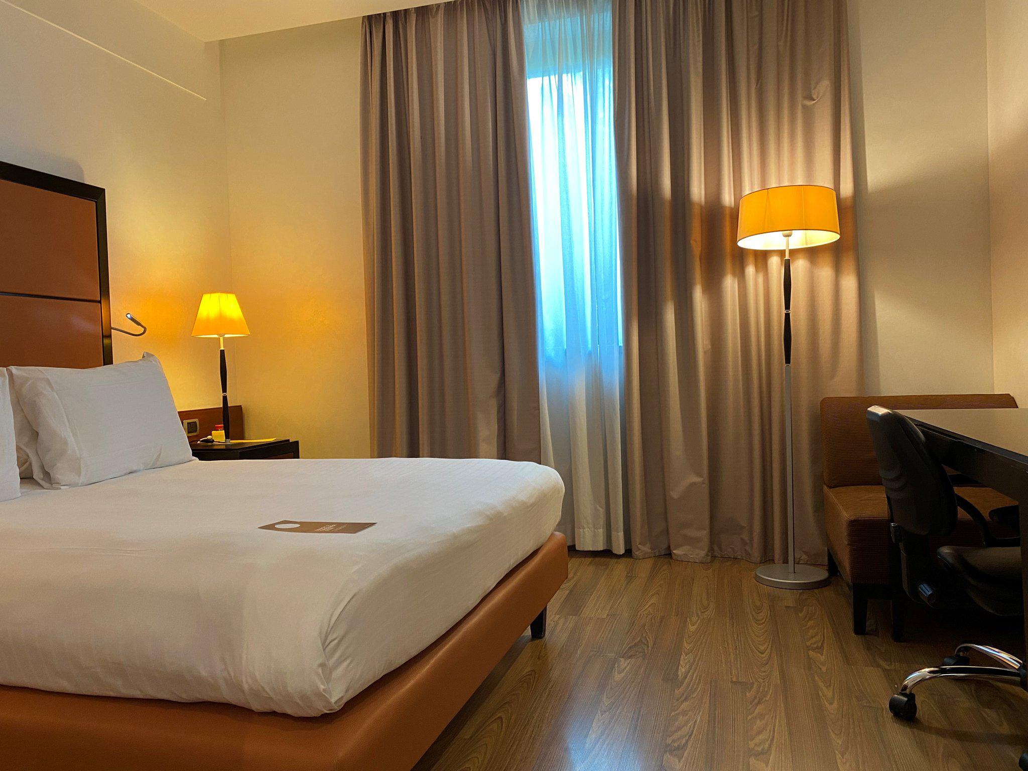 Фото Crowne Plaza Milan Malpensa Airport by IHG