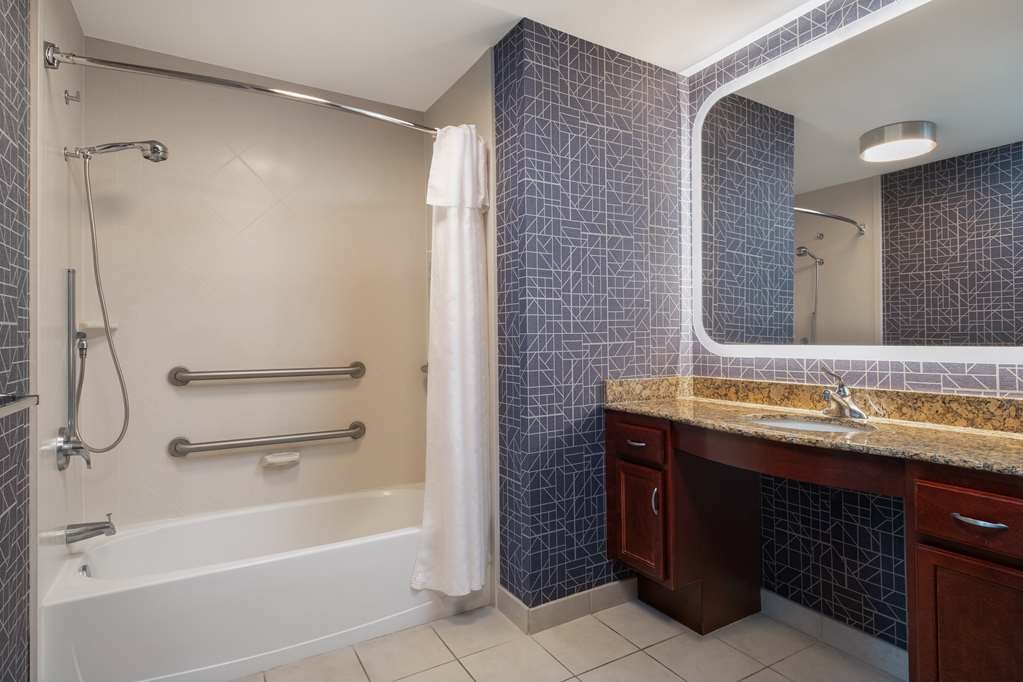 Фото Homewood Suites Medford