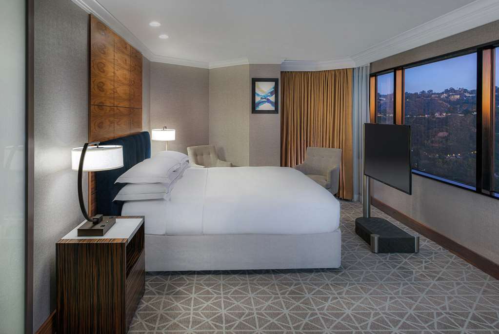 Фото Hilton Los Angeles/Universal City