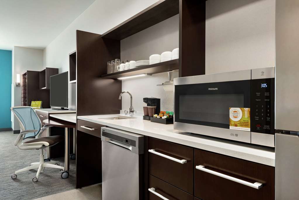Фото Home2 Suites by Hilton Madison Central Alliant Energy Center
