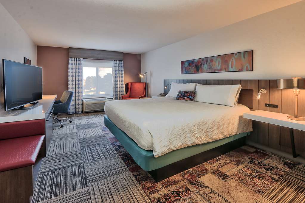 Фото Hilton Garden Inn Albuquerque/Journal Center