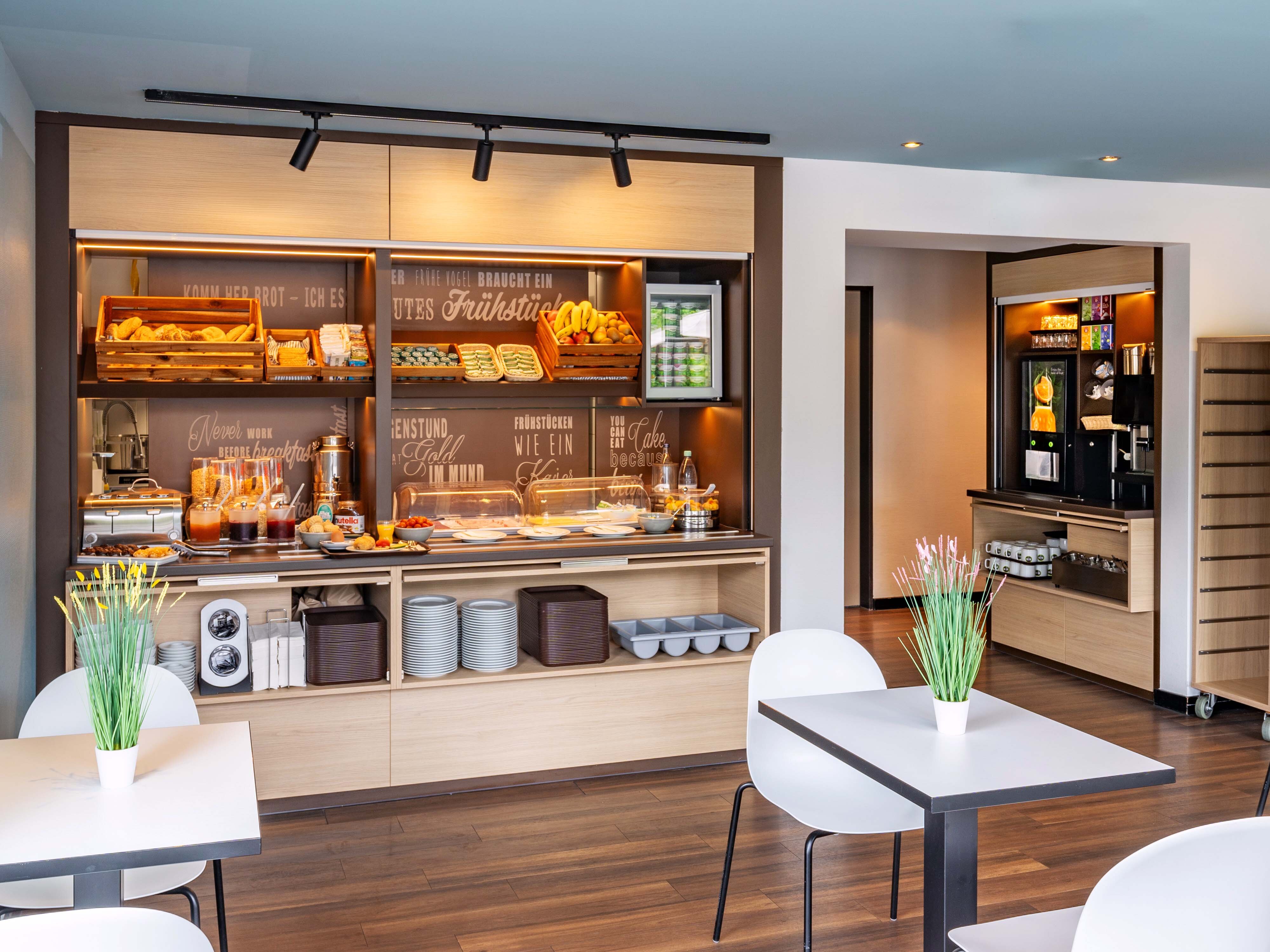 Фото B&b Hotel Hannover-Lahe