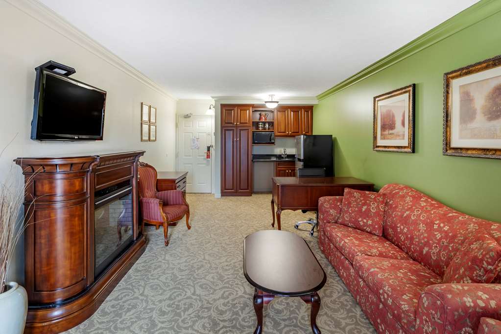 Фото SureStay Plus Hotel by Best Western Kincardine