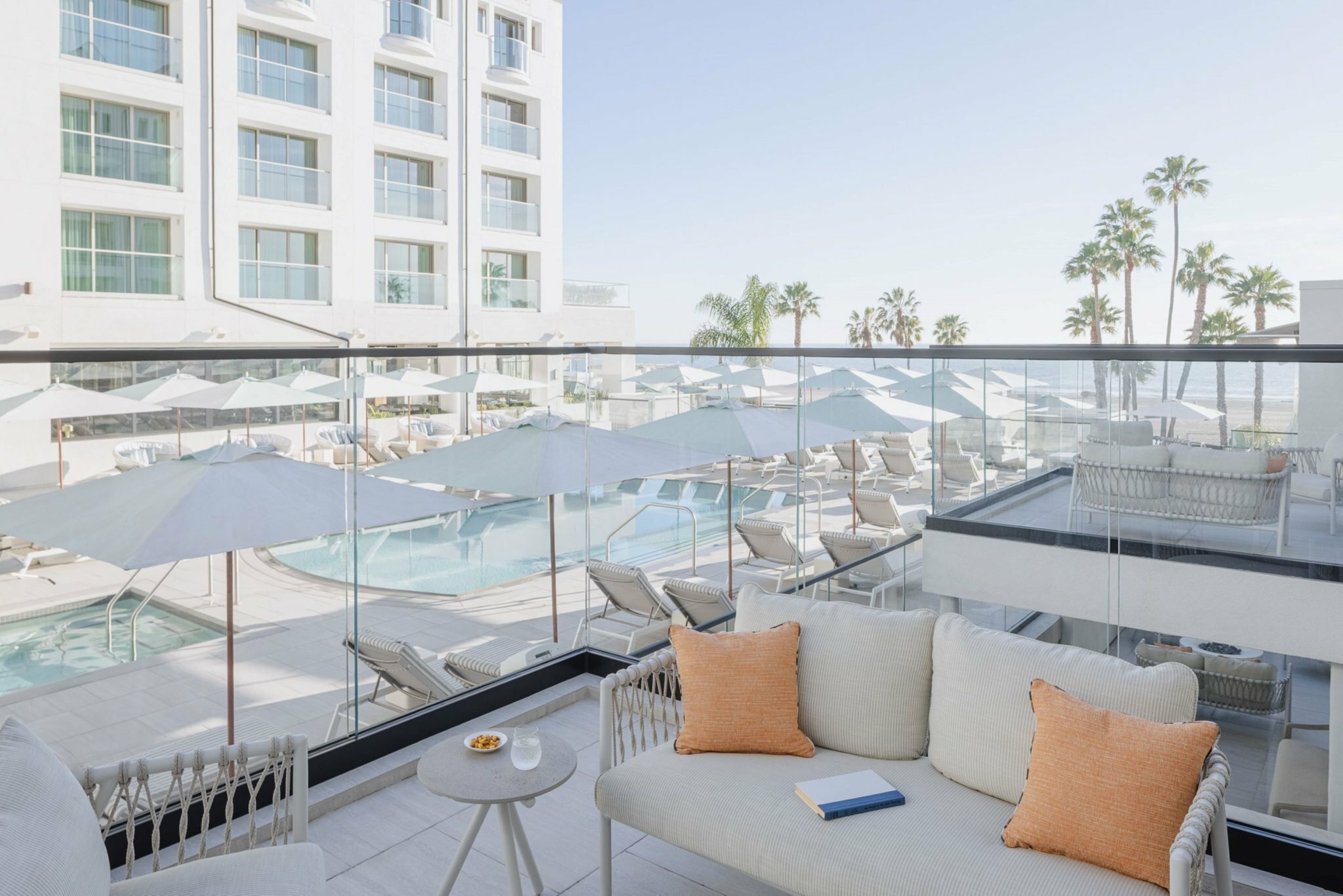 Фото Loews Santa Monica Beach Hotel