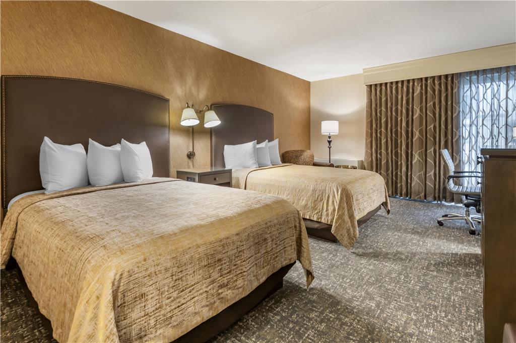 Фото Best Western Plus The Normandy Inn & Suites